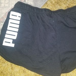 Women's Puma shorts medium